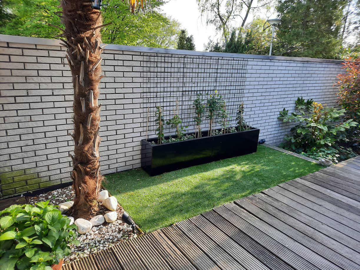 Jardinière en acier thermolaqué Jardinière en acier thermolaqué