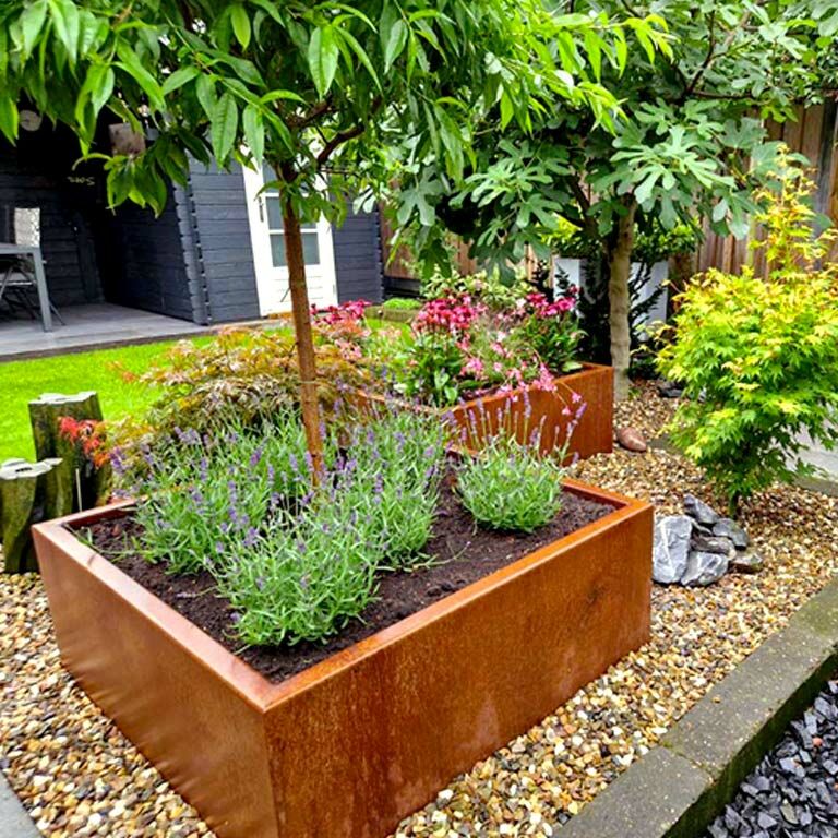 Bac à plantes soudée en acier corten Montana 100 x 100 x 40 cm