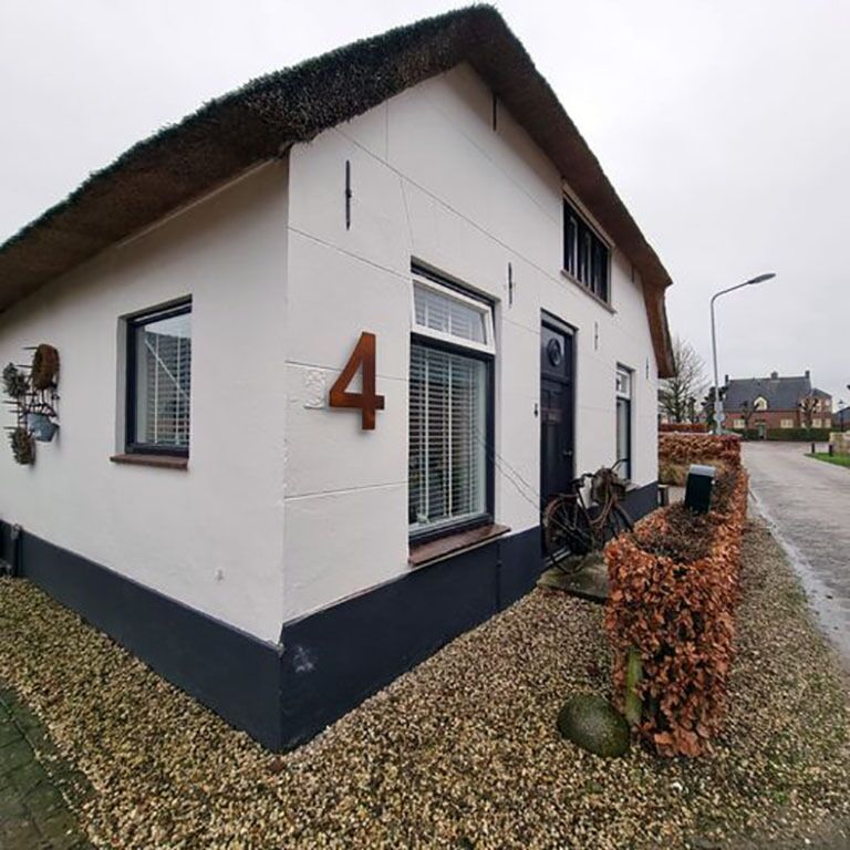 Maison en acier corten numéro 4 - 50 cm
