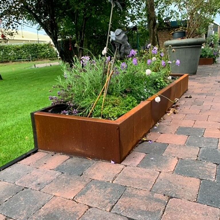 Paroi de soutènement en acier corten droite 100 cm (hauteur 40 cm)