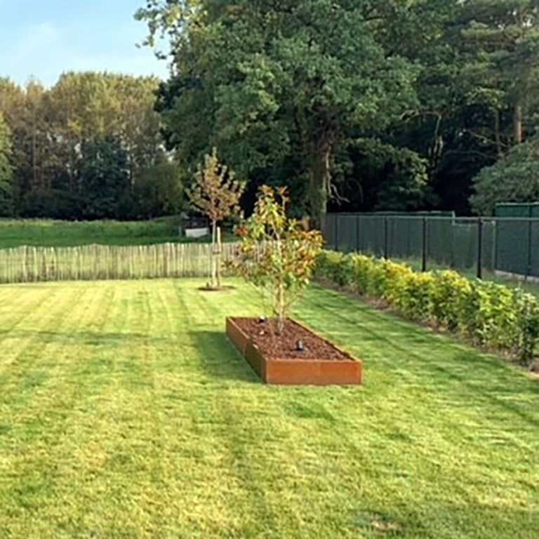 Mur de soutènement en acier corten droit 150 cm (hauteur 50 cm)