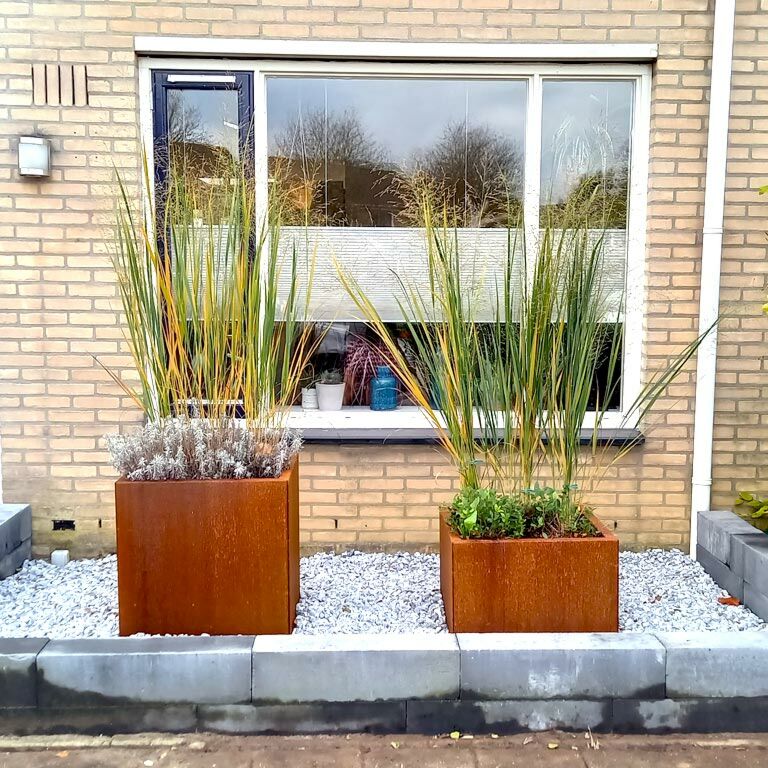 Bac à plantes en acier corten Miami 60 x 60 cm