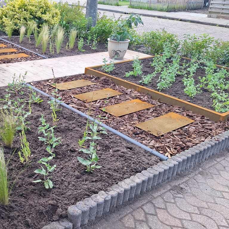 Dalle de cheminement en acier Corten Rectangle 60 x 25 cm