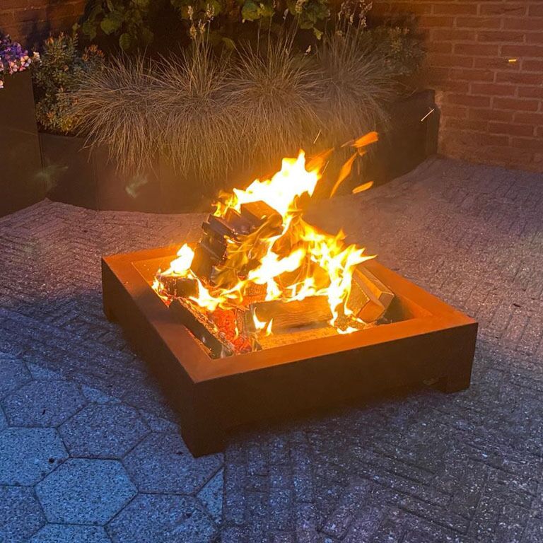 Bol à feu en acier corten Détroit (carré)